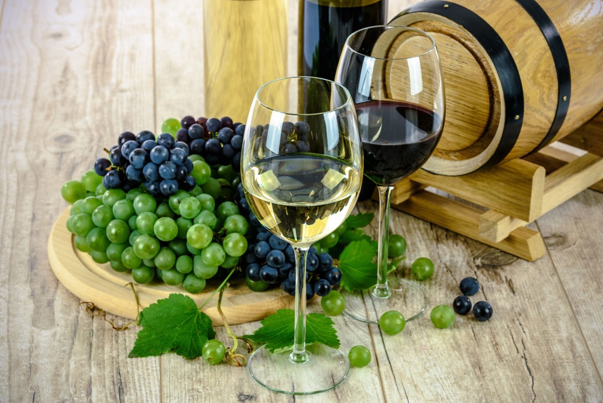 Fruit Wine: A Guide To The Best Fruit-Forward Wines - Wine Cellar Hub